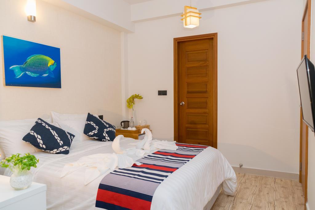 The Orca Hotel ฮุลฮูมาเล ภายนอก รูปภาพ